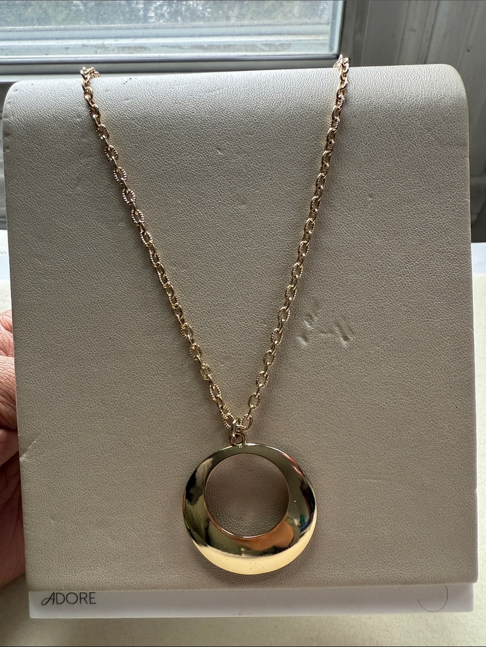 Adore Gold Open Circle Pendant Necklace|18”
